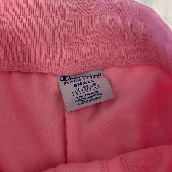 Champion Sweatshorts - Picture 3 of 9